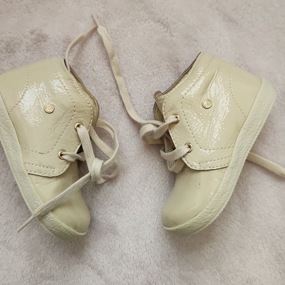 Naturino Falcotto Kids Cream Lace-Up Shoes